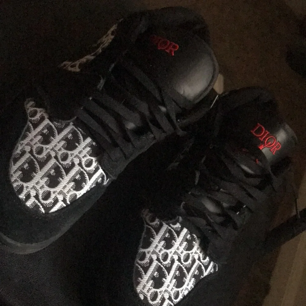 Old pair of dior’s - Picture 2 of 2